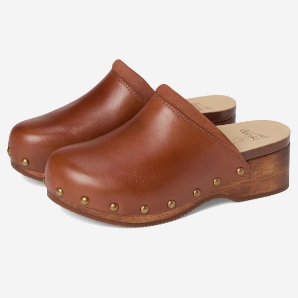 Dansko Shoes - Dansko Andie Tan Leather Mules with Stud Accents